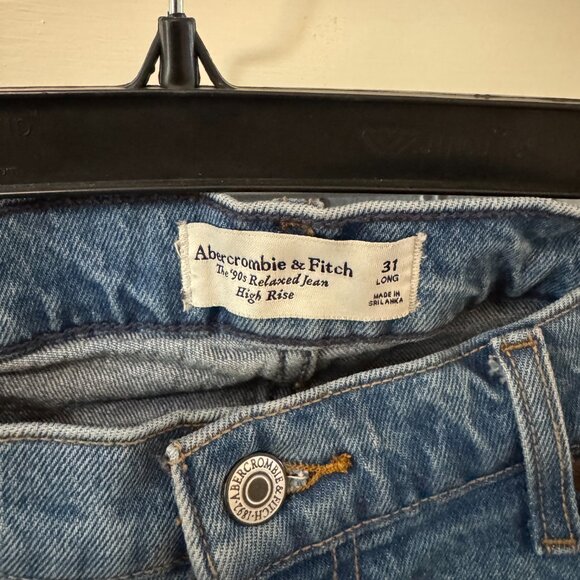 Abercrombie & Fitch High Rise 90s Relaxed Jean (Medium Marble - Size 31 LONG) - Picture 2 of 4